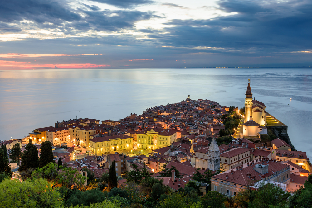 shutterstock_613339499 Panoramic view of Adriatic sea and city of Piran in Istria, Slovenia. Piran is one of Slovenia’s major tourist attractions