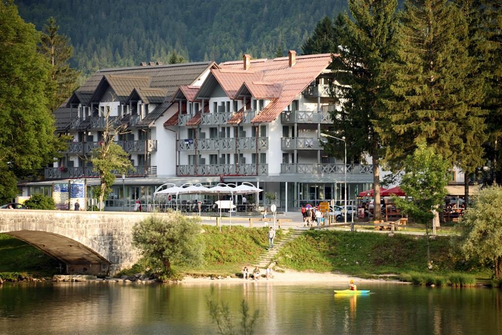 26-10630-Slovinsko-Bohinj-Hotel-Jezero-42562